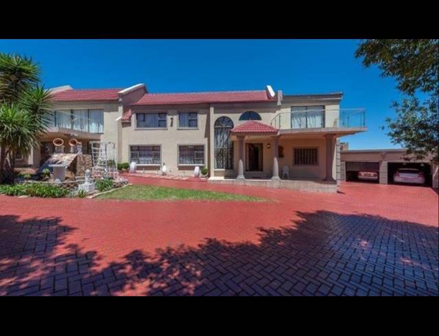 4 BEDROOM HOUSE FOR SALE IN WINCHESTER HILLS